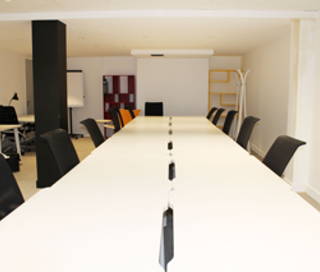 Bureau privé 20 m² 4 postes Coworking Rue de Rouvray Neuilly-sur-Seine 92200 - photo 1